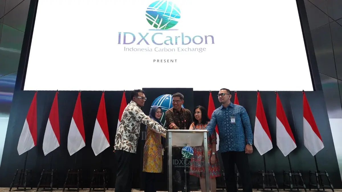 Luncurkan Sertifikat Pengurangan Emisi Gas Rumah Kaca - Image
