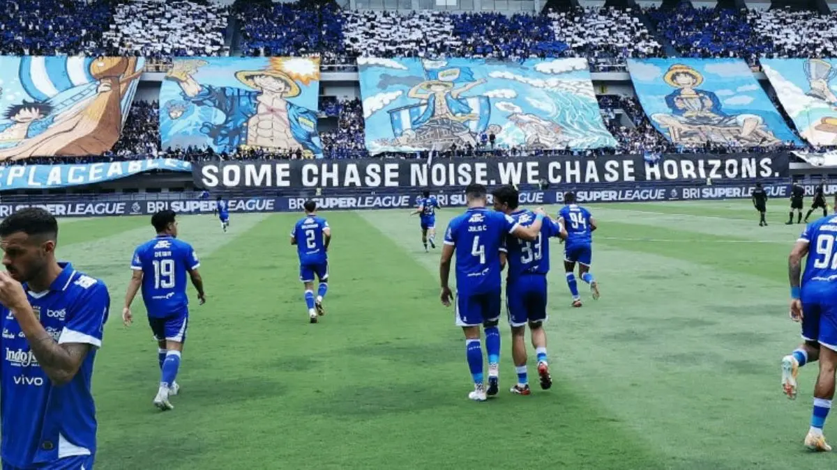 Jamu Arema FC di GBLA, Persib Bandung Incar Kemenangan Penting demi Jauh dari Kejaran Borneo FC - Image