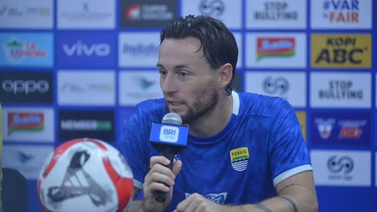 Persib vs Arema FC: Misi Wajib Menang di GBLA, Marc Klok Tegaskan Mental Juara, Siap Tumbangkan Lawan! - Image