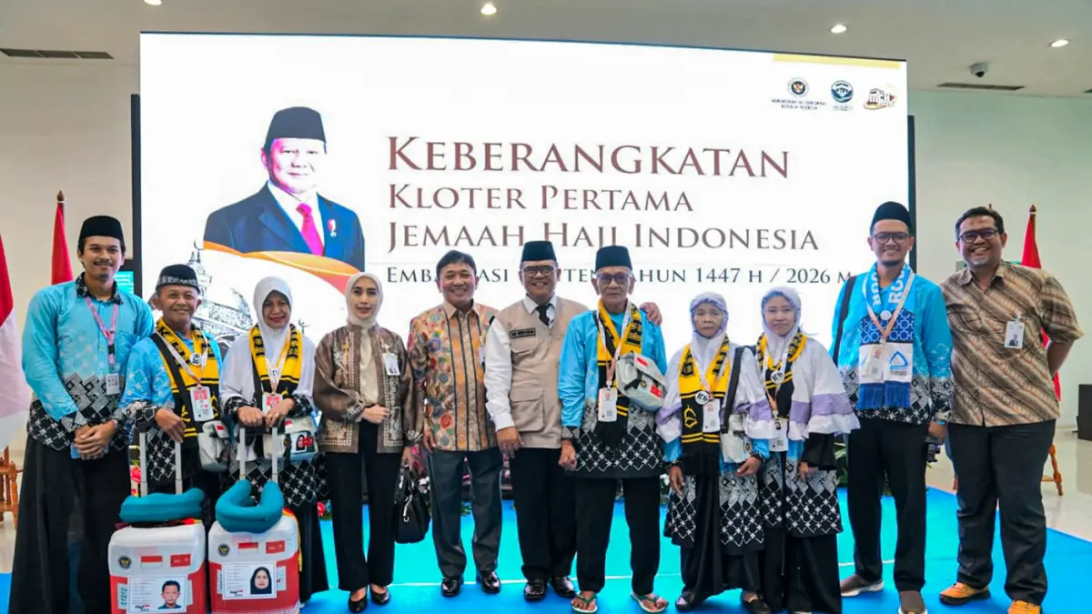 Wakil Direktur Utama BSI Bob T Ananta pada acara pelepasan jemaah haji kloter 1 Embarkasi Cipondoh, Tangerang Banten (23/4/2026).