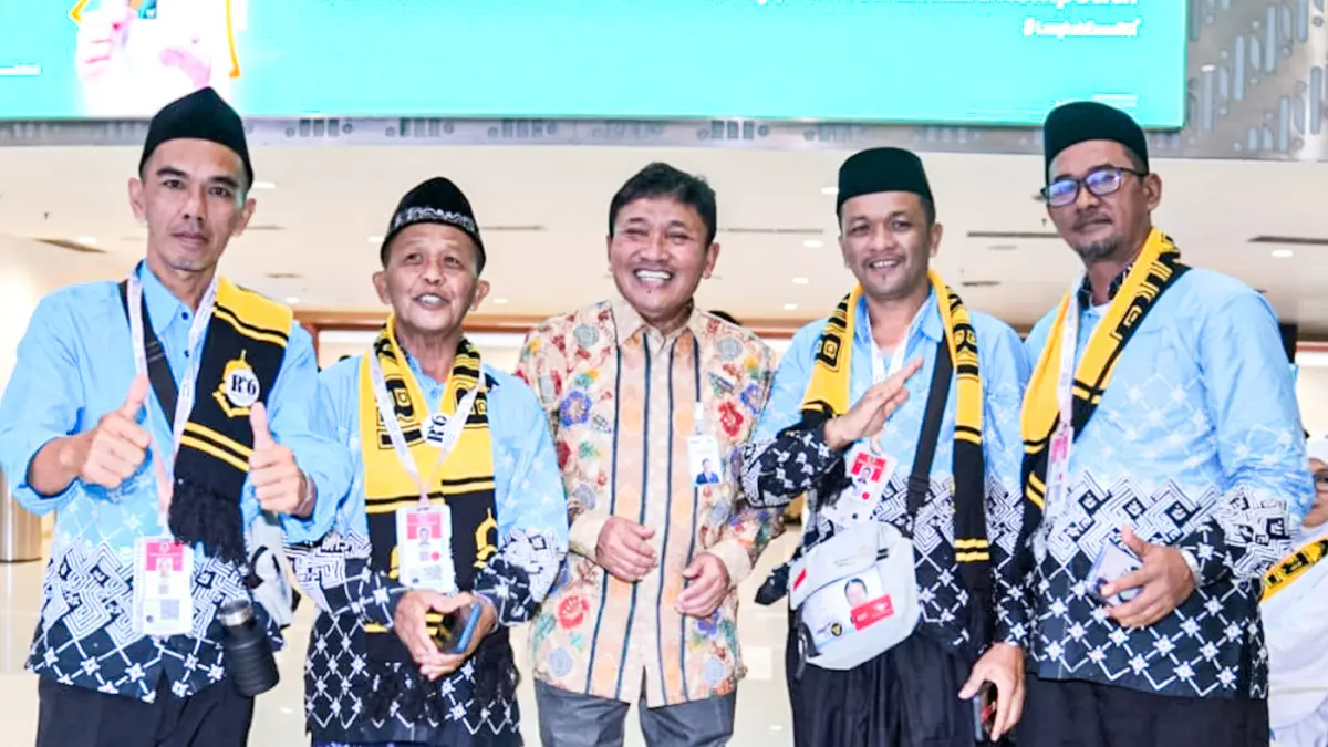 Wakil Direktur Utama BSI Bob T Ananta pada acara pelepasan jemaah haji kloter 1 Embarkasi Cipondoh, Tangerang Banten (23/4/2026).