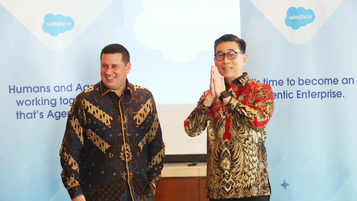 Area Vice President and President Director Salesforce Indonesia Andreas Diantoro dan Vice President and CTO Solutions, Salesforce ASEAN Gavin Barfield
