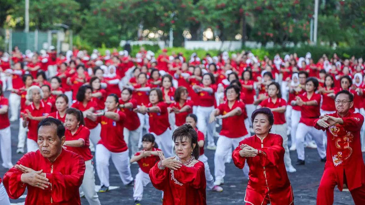 Taichi Massal di surabaya - Image