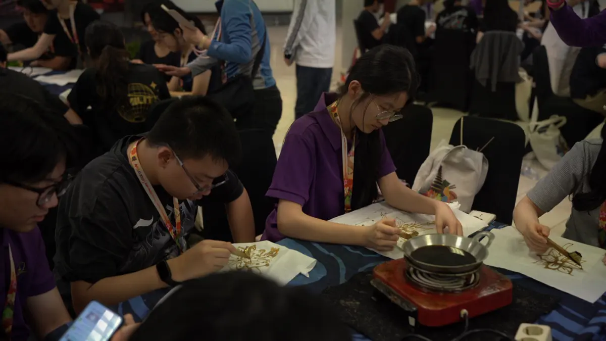 Workshop Batik Making bersama delegasi APYLC 2026