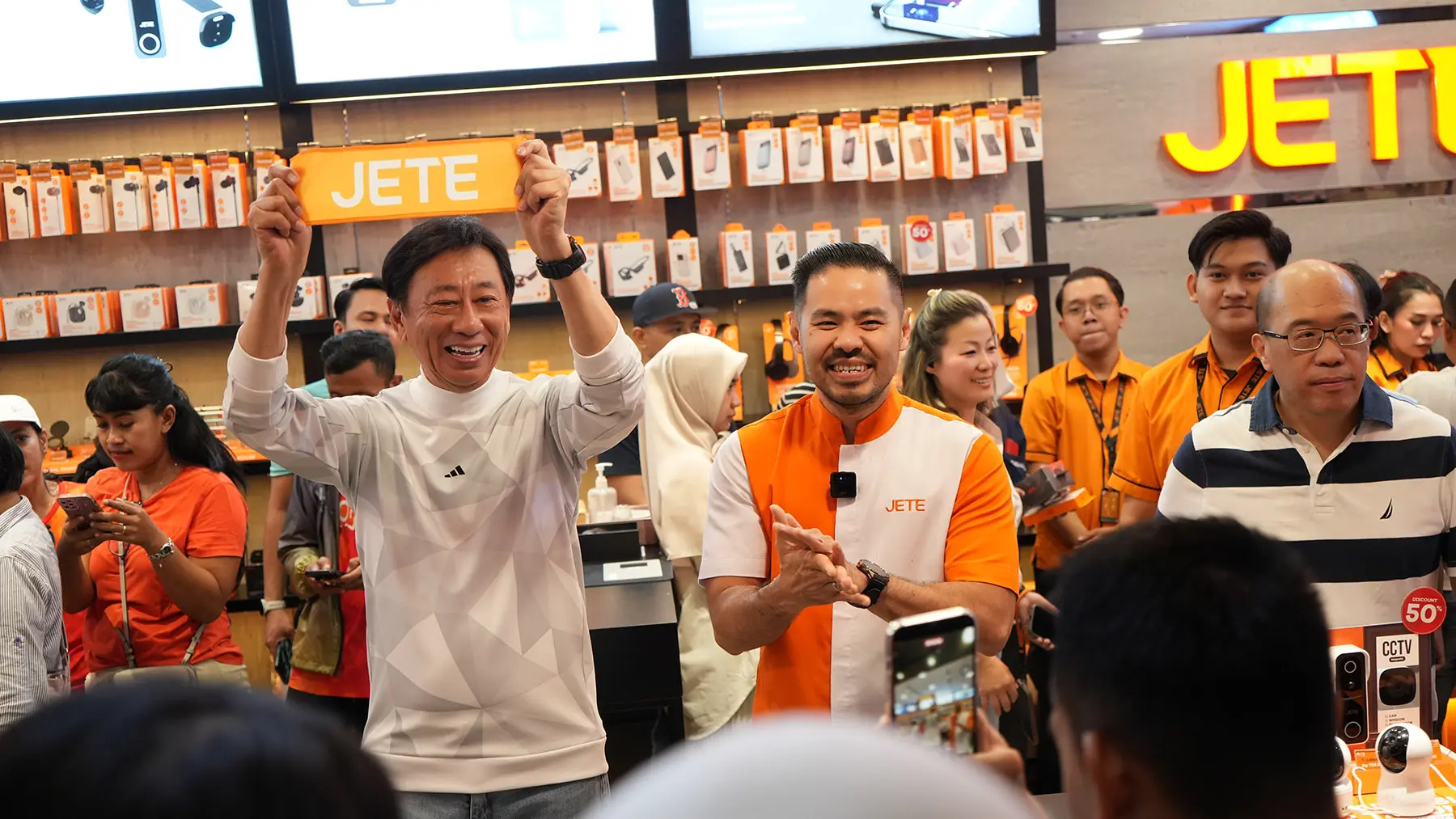 Dinamika persaingan industri ritel di Indonesia semakin mengalami pergeseran. Dominasi brand global yang selama ini melekat dengan kekuatan pasar kini mulai diimbangi oleh kehadiran brand lokal yang lebih adaptif dan mampu menjawab kebutuhan konsumen secara lebih relevan. (Dok. Jete)