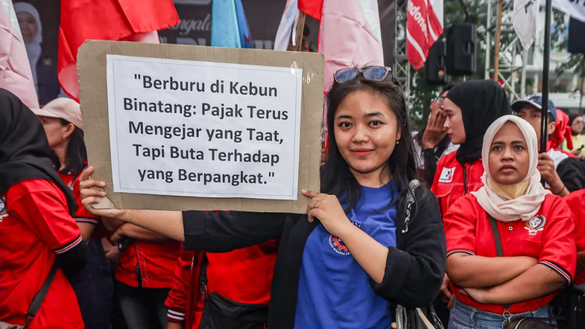 Lin Nurhayati buruh Gen-Z asal Pasuruan Kelahiran Tahun 2002.