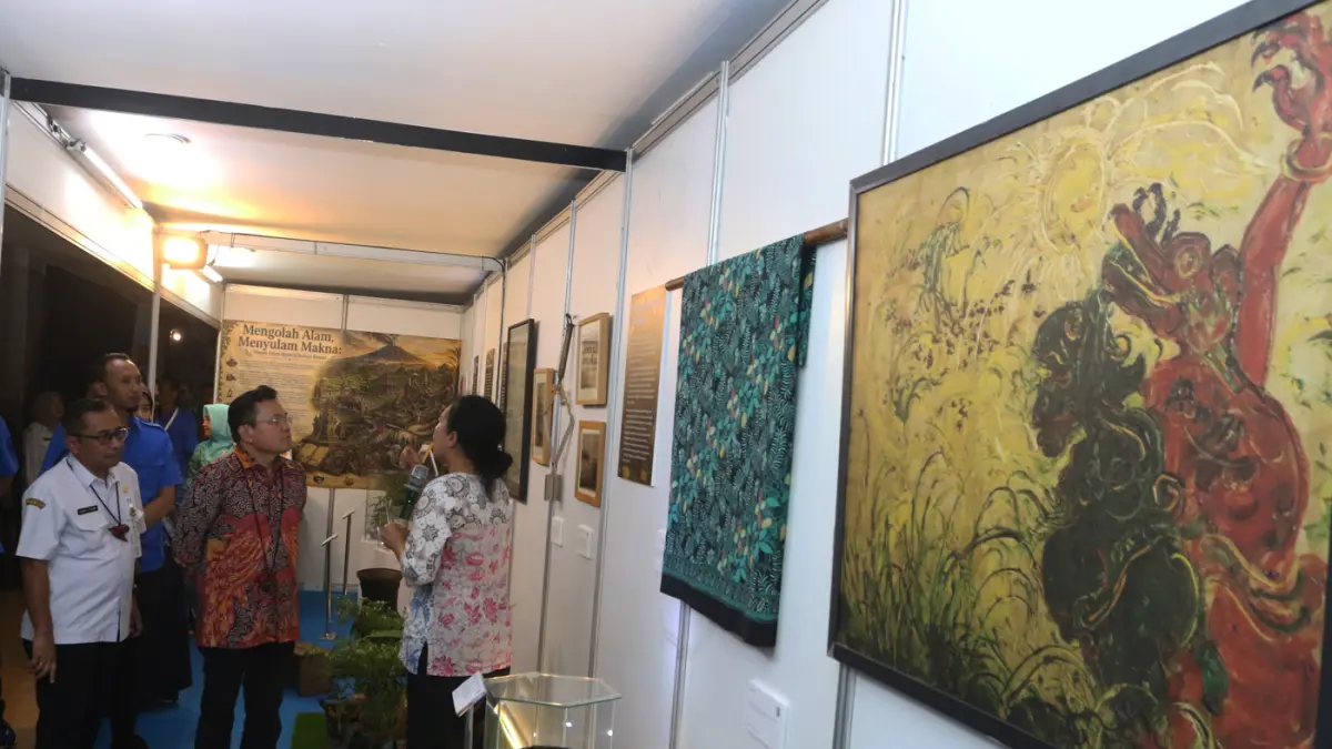 pameran Abhirama Ranggawarsita di Museum Ranggawarsita Jawa Tengah, Semarang, Jawa Tengah, Rabu (6/5/2026). (Nur Chamim/Jawa Pos Radar Semarang)
