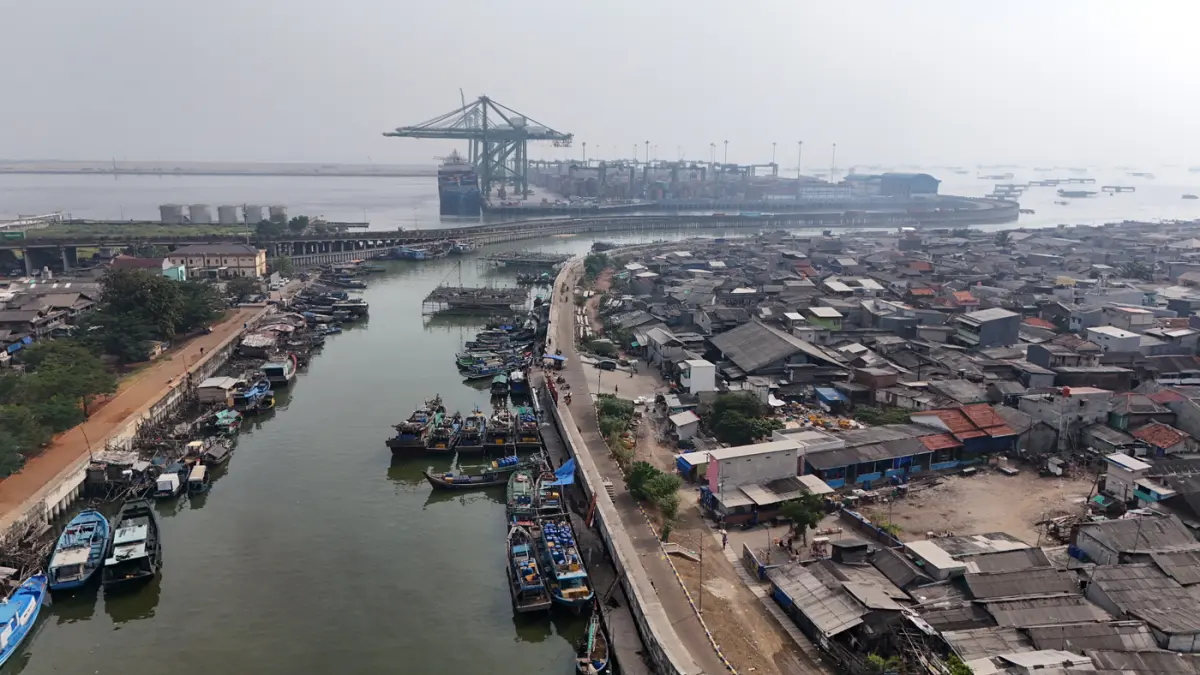 Suasana kawasan terminal peti kemas Kalibaru, Cilincing, Jakarta Utara, Sabtu (10/5/2026). (Dery Ridwansah/ JawaPos.com)