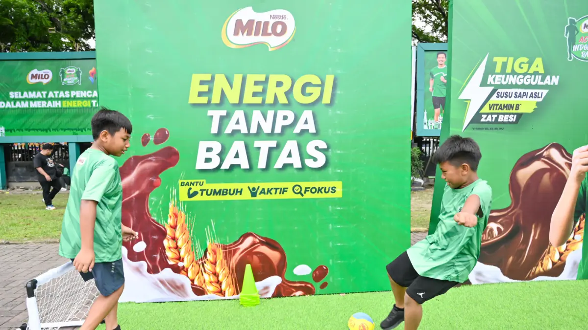 Antusiasme warga Medan yang mengikuti kategori Family Run 2,5K MILO ACTIV Indonesia Race 2026 Medan Series di Lapangan Benteng