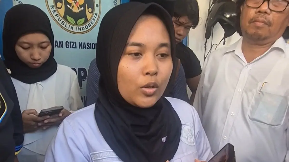 Ratusan Siswa Diduga Keracunan MBG, SPPG Tembok Dukuh Sampaikan Permohonan Maaf  - Image