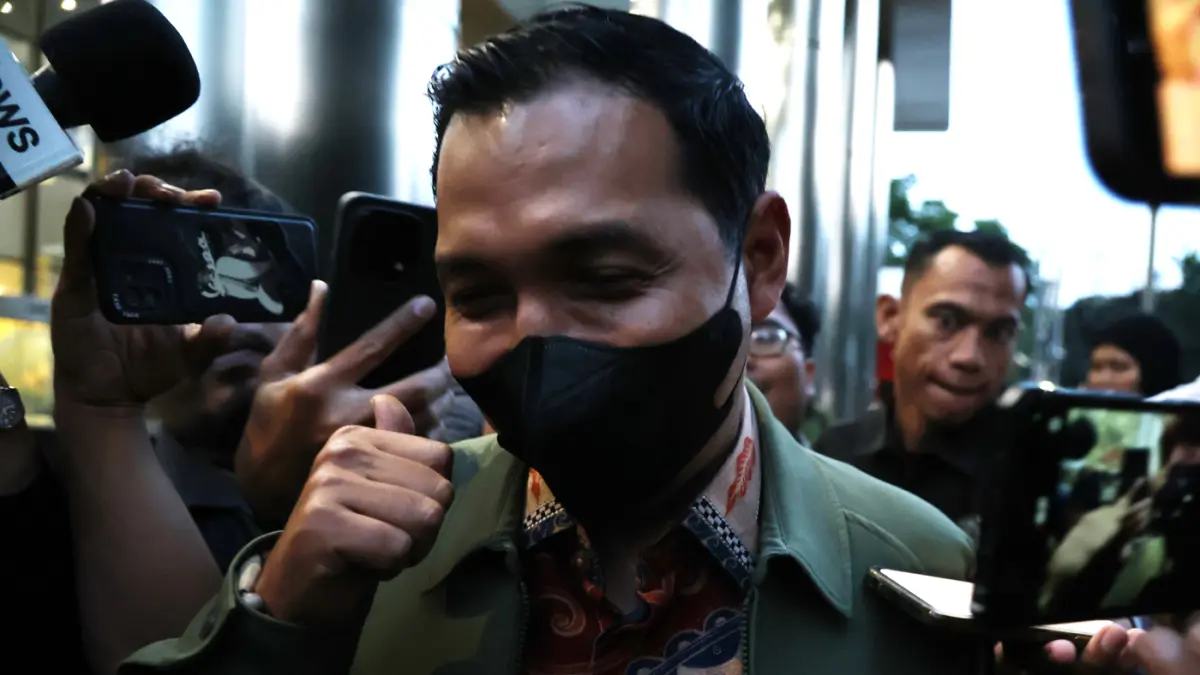 Plt. Wali Kota Madiun Bagus Panuntun usai menjalani pemeriksaan sebagai saksi di Gedung Merah Putih KPK, Jakarta, Senin (11/5/2026). (Dery Ridwansah/ JawaPos.com)