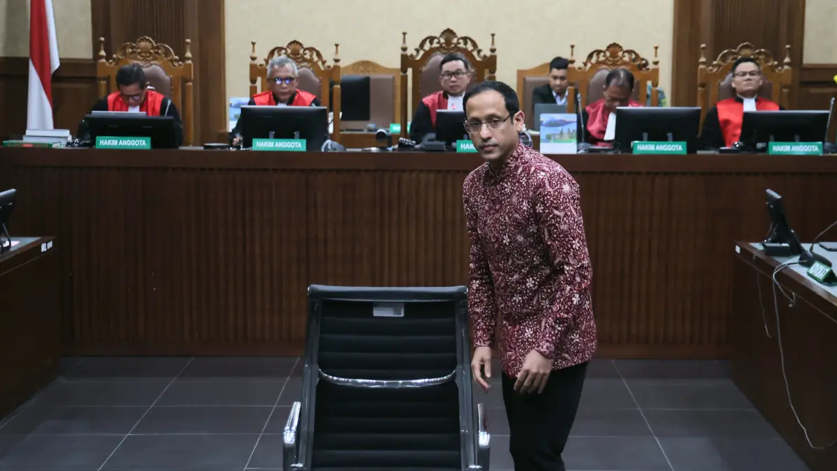 Mantan Mendikbudristek Nadiem Anwar Makarim usai menjalani sidang tuntutan dalam kasus dugaan korupsi pengadaan laptop Chromebook dan Chrome Device Management (CDM) di Pengadilan Tipikor, Jakarta, Rabu (13/5/2026). (Dery Ridwansah/ JawaPos.com)