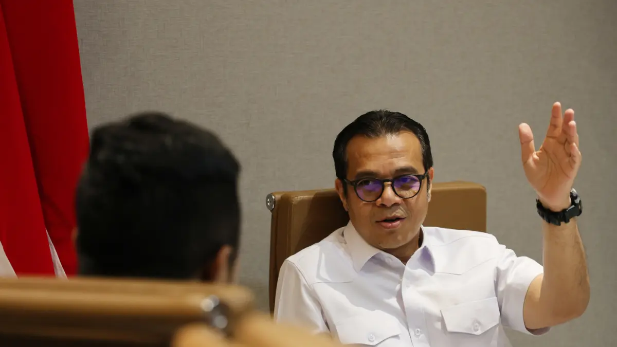 Wakil Menteri Komunikasi dan Digital Nezar Patria menerima kunjungan pengurus Pewarta Foto Indonesia (PFI) di Kantor Kementerian Komunikasi dan Digital, Jakarta, Selasa (12/5/2026). (Didik Setiawan/ Pewarta Foto Indonesia)
