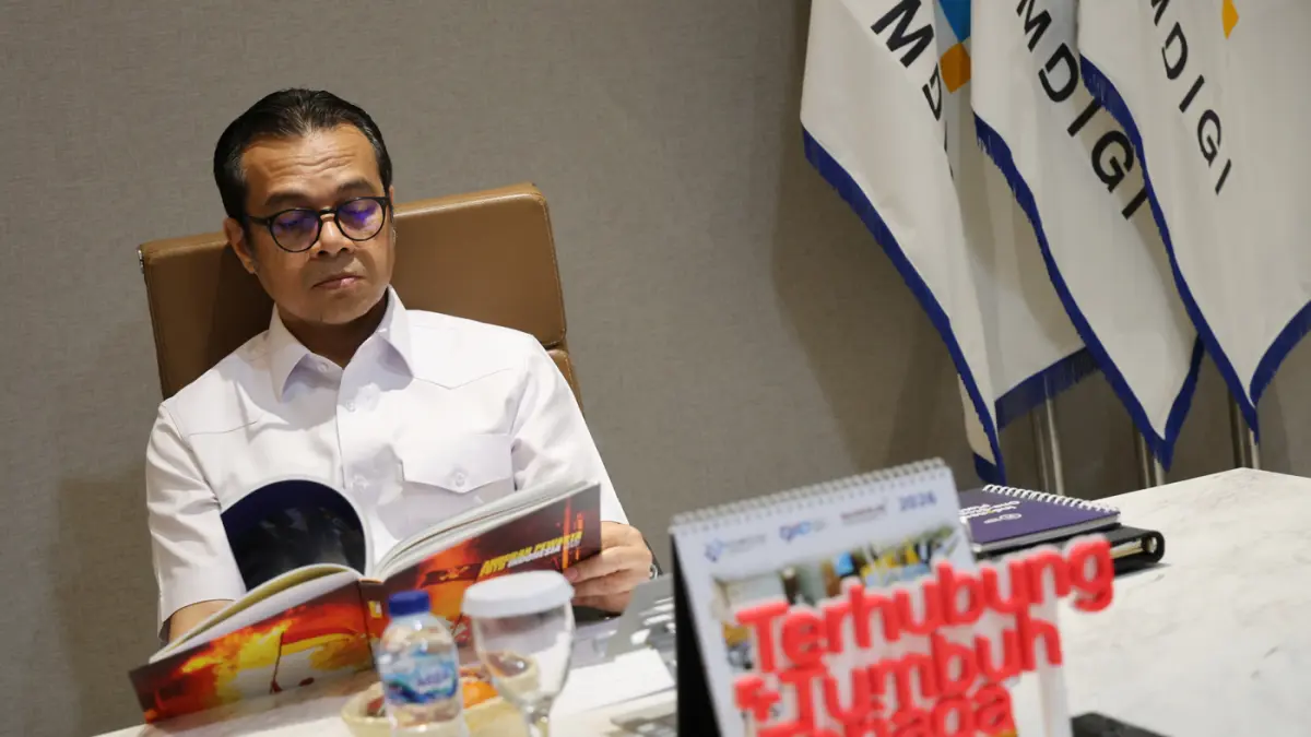 Wakil Menteri Komunikasi dan Digital Nezar Patria menerima kunjungan pengurus Pewarta Foto Indonesia (PFI) di Kantor Kementerian Komunikasi dan Digital, Jakarta, Selasa (12/5/2026). (Didik Setiawan/ Pewarta Foto Indonesia)