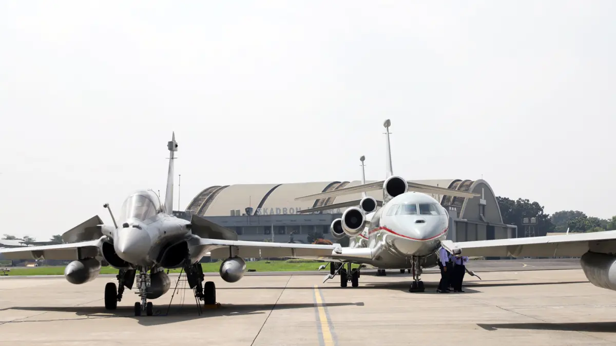 Pesawat MRCA Rafale usai serah terima dari Pemerintah kepada TNI di Lanud Halim Perdanakusuma, Jakarta, Senin (18/5/2026). (Dery Ridwansah/ JawaPos.com)