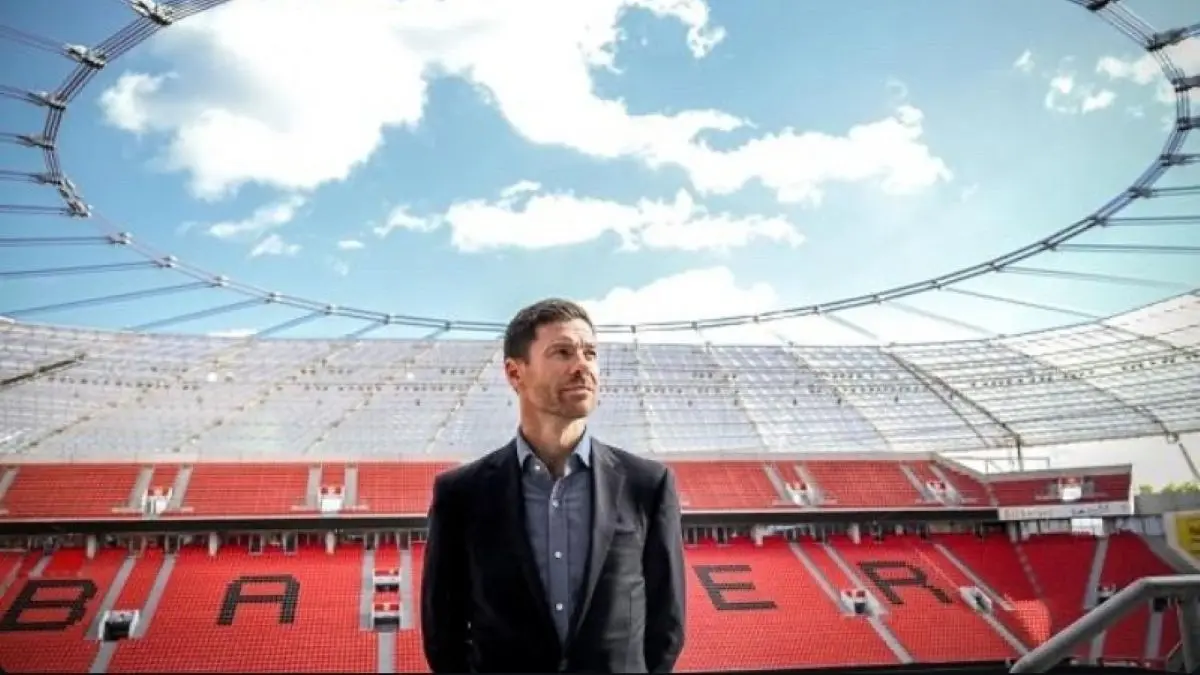 Xabi Alonso resmi menjadi manajer Chelsea. (ig @football_today_yt) - Image