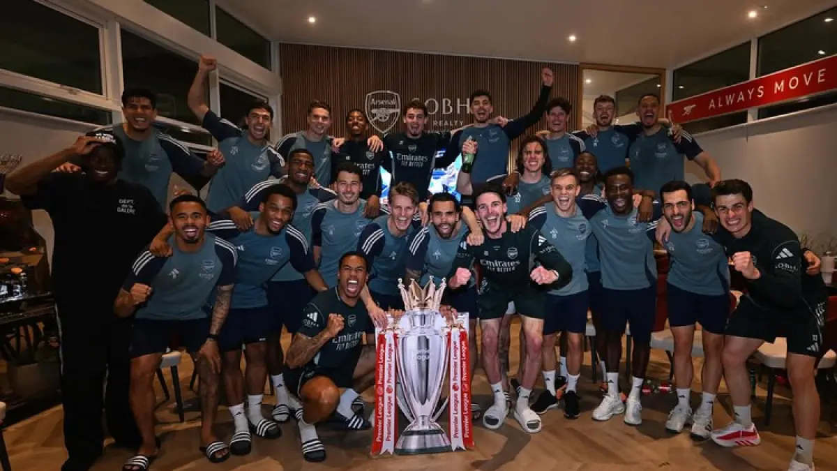 Arsenal Resmi Juara Inggris Premier League Musim 2025/26 Usai Penantian 22 Tahun - Image