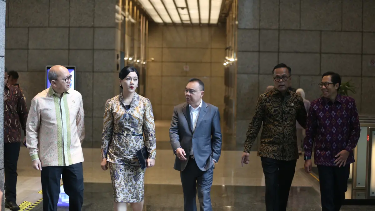 Pimpinan Danantara, OJK Hingga DPR Tinjau IHSG - Image