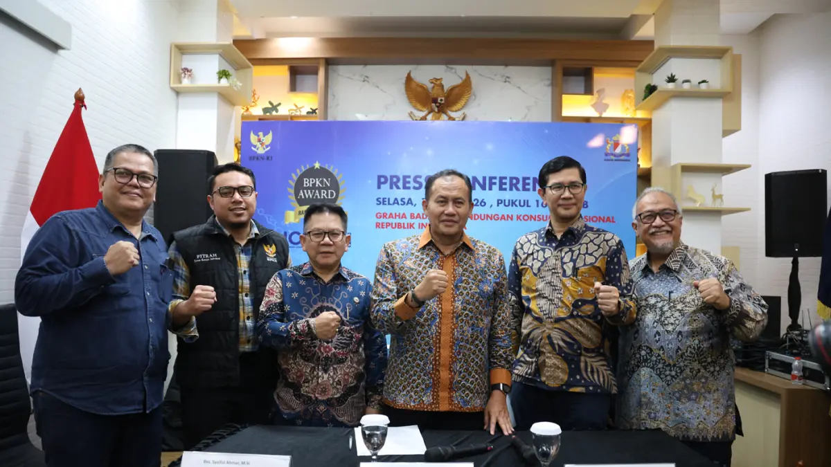 Ketua Badan Perlindungan Konsumen Nasional (BPKN) Republik Indonesia RI, Mufti Mubarok. (Dery Ridwansah/ JawaPos.com)