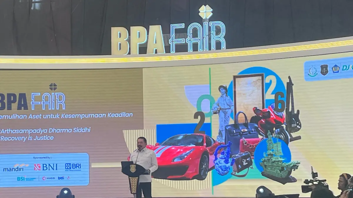 Jaksa Agung RI Burhanuddin secara resmi menutup gelaran Badan Pemulihan Aset (BPA) Fair 2026 yang telah berlangsung sejak 18 hingga 21 Mei 2026 di Kantor BPA Kebagusan, Jakarta. (Nanda Prayoga/JawaPos.com) - Image