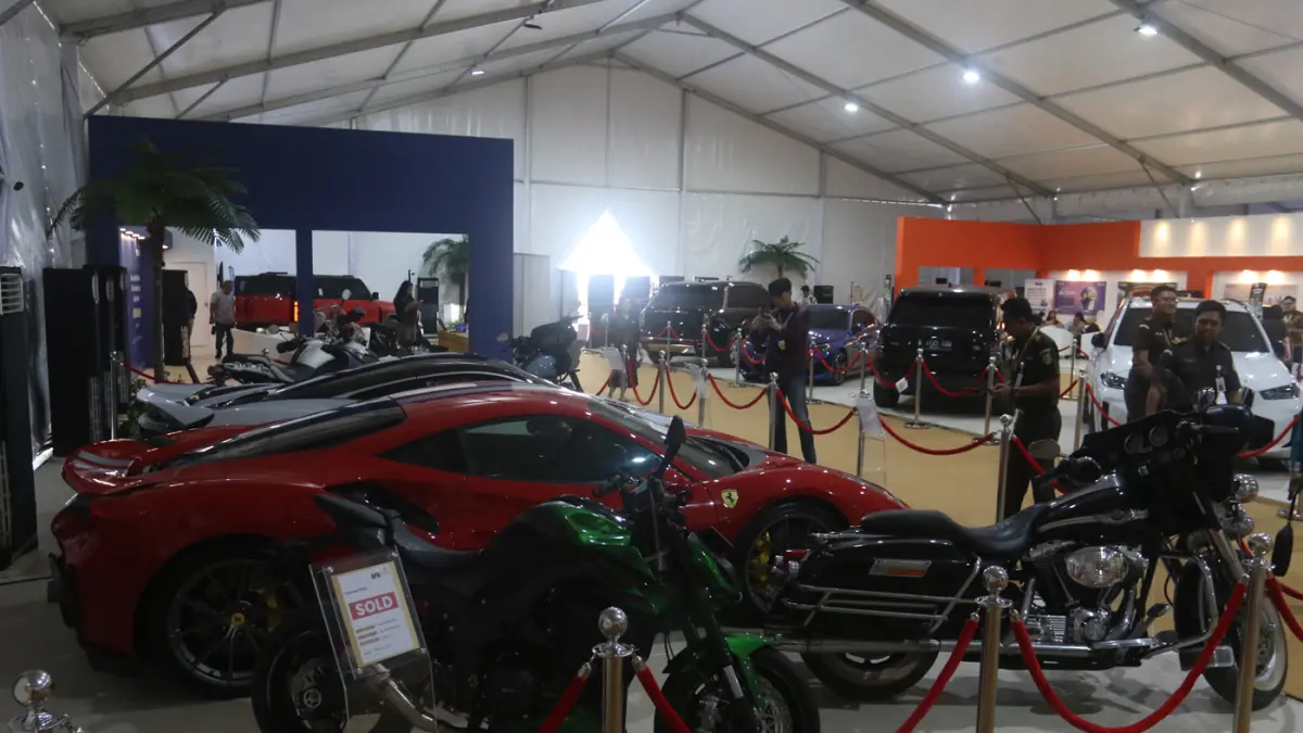 Kejaksaan Agung Republik Indonesia menggelar pameran dan lelang aset rampasan tindak pidana dalam ajang BPA Fair 2026 di Kantor Badan Pemulihan Aset Kejaksaan Agung, Jakarta, Rabu (20/5/2026). (Dery Ridwansah/ JawaPos.com)