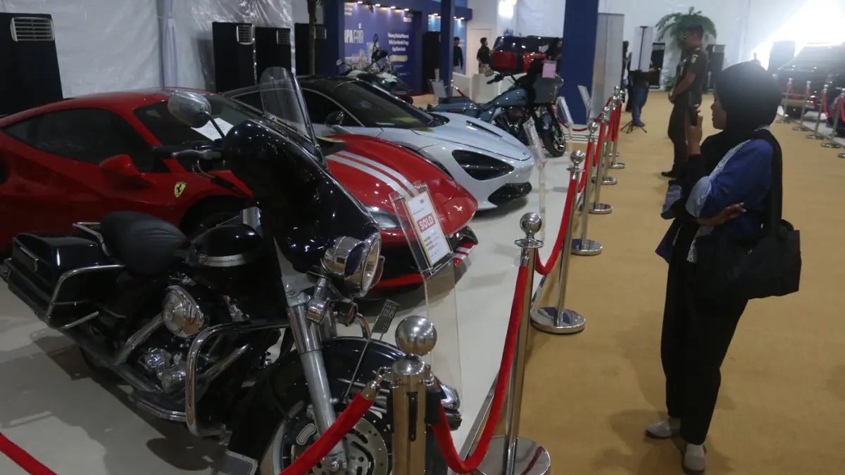 Kejaksaan Agung Republik Indonesia menggelar pameran dan lelang aset rampasan tindak pidana dalam ajang BPA Fair 2026 di Kantor Badan Pemulihan Aset Kejaksaan Agung, Jakarta, Rabu (20/5/2026). (Dery Ridwansah/ JawaPos.com)