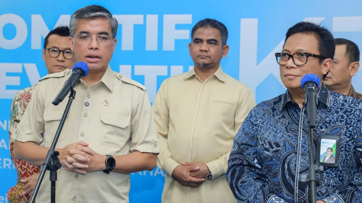 Kemnaker Siapkan Tiga Langkah Perkuat K3 dan Kurangi Kecelakaan Kerja - Image