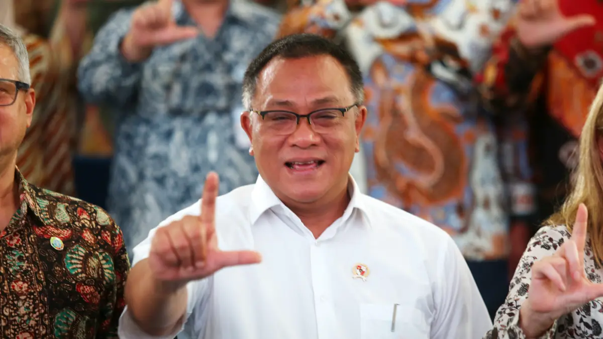 Menteri Lingkungah Hidup Jumhur Hidayat. (Dery Ridwansah/ JawaPos.com)