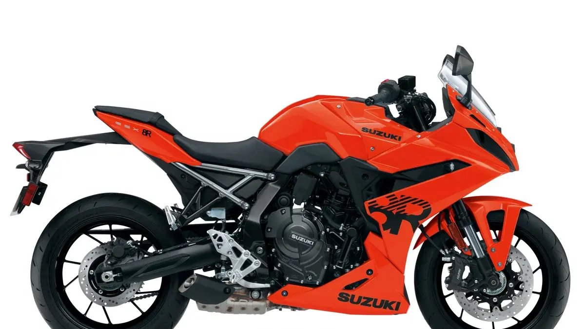 Suzuki GSX-8R 2026 Makin Sangar! Warna Oranye Baru Hadir Tanpa Naik Harga - Image