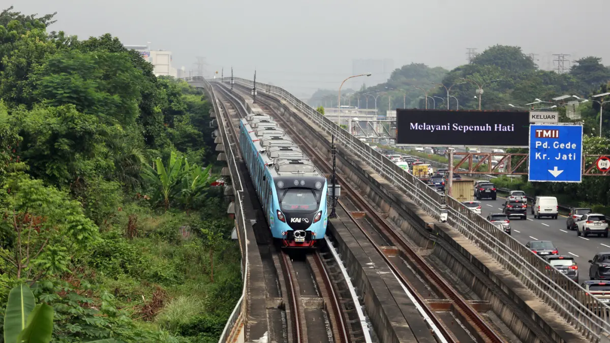 LRT Jabodebek Operasikan 430 Perjalanan per Hari - Image