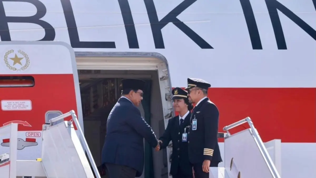 Profil Tania Widjaya, Pilot Perempuan yang Terbangkan Presiden Prabowo ke Prancis - Image
