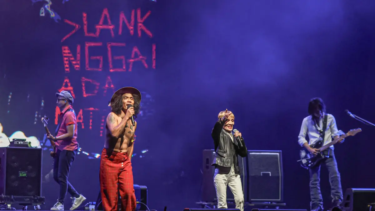 Grub band Slank Kaka tampil pada ajang Java Jazz 2026 di NICE, PIK 2, Tangerang, Minggu (31/05/2026). (Hanung Hambara/Jawa Pos)