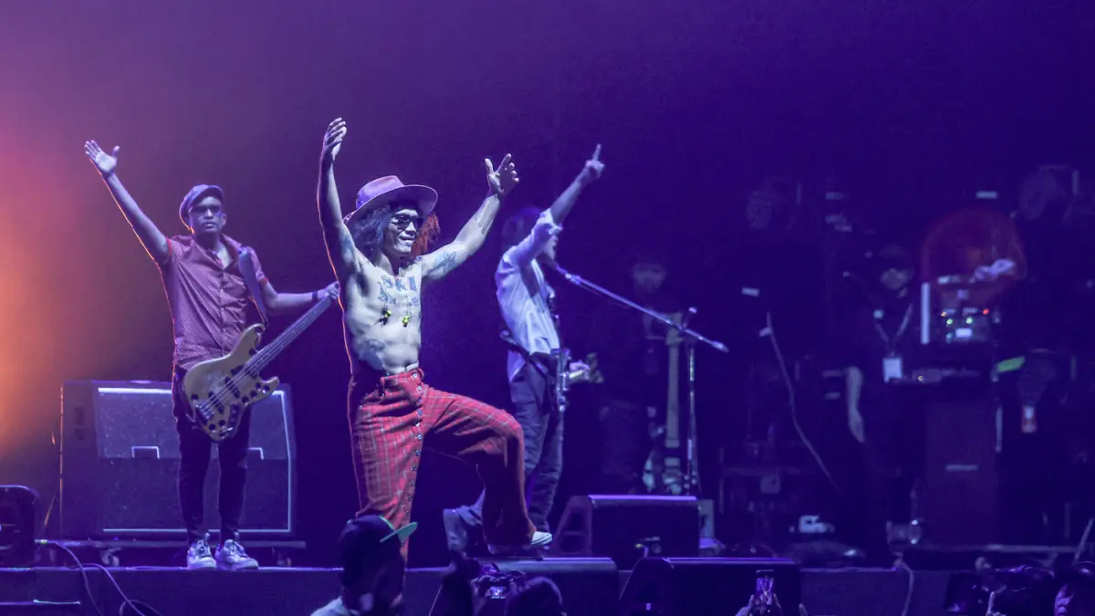 Grub band Slank Kaka tampil pada ajang Java Jazz 2026 di NICE, PIK 2, Tangerang, Minggu (31/05/2026). (Hanung Hambara/Jawa Pos)