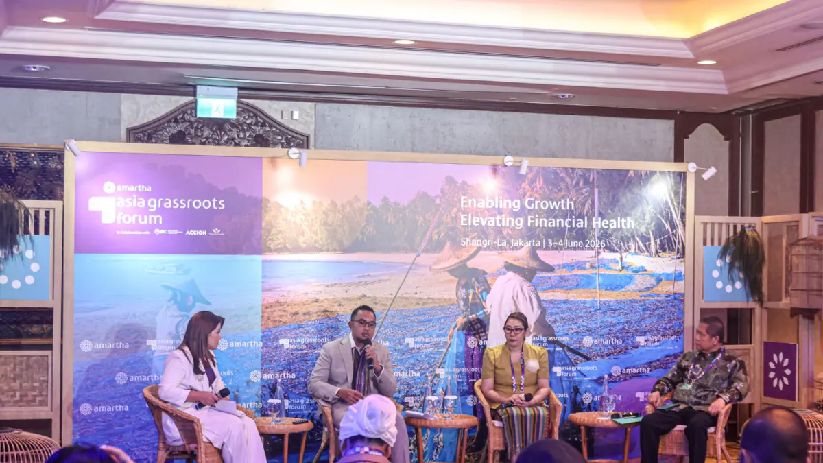 Dari kanan Mantan Menteri Komunikasi dan Digital Indonesia Ke-lima pada Kabinet Kerja (2014–2019) Rudiantara, Pemilik Kebaya Mbok Dhe Gusti Ian dan Founder dan CEO Amartha Financial Andi Taufan Garuda Putra menggelar press conference di acara The 2026 Asi