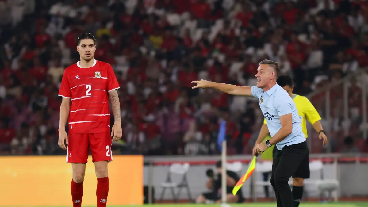 Pelatih Timnas Indonesia John Herdman saat laga melawan Timnas Oman dalam laga FIFA Match Day di Stadion Utama Gelora Bung Karno (SUGBK), Senayan, Jakarta, Jumat (5/6/2026). (Dery Ridwansah/ JawaPos.com)