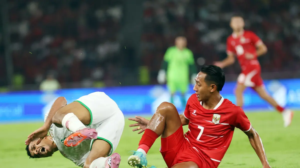 Pesepak bola Timnas Indonesia Beckham Putra Nugraha saat pertandingan melawan Oman dalam laga FIFA Match Day di Stadion Utama Gelora Bung Karno (SUGBK), Senayan, Jakarta, Jumat (5/6/2026). (Dery Ridwansah/ JawaPos.com)