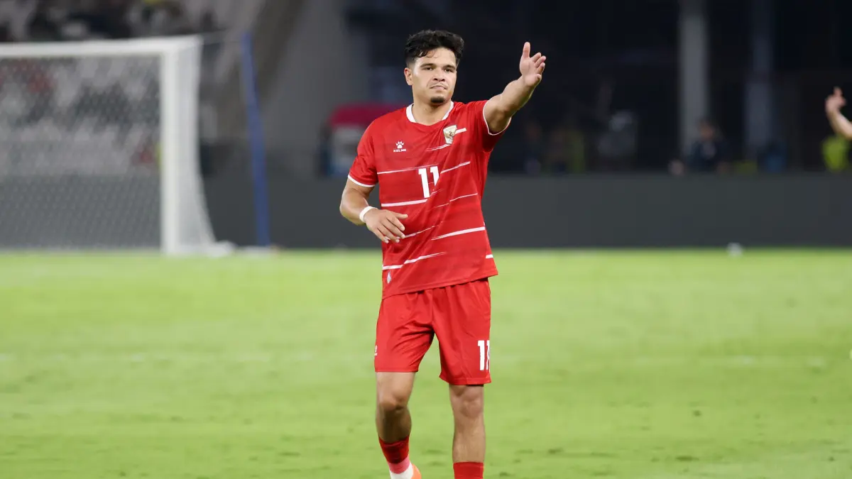 Pesepak bola Timnas Indonesia Ragnar Oratmangoen jadi pemain baru Persib. (Dery Ridwansah/JawaPos.com) - Image