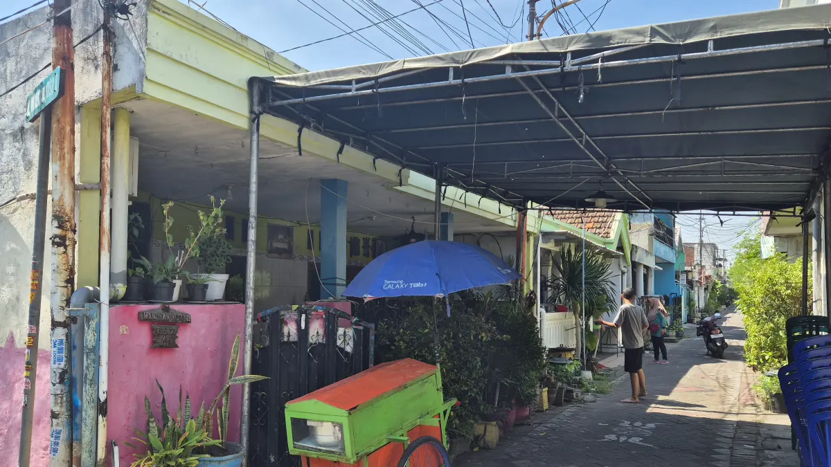 Remaja di Surabaya Tewas Dikeroyok, Salah Satu Pelaku Disebut Teman Sekolah Korban - Image