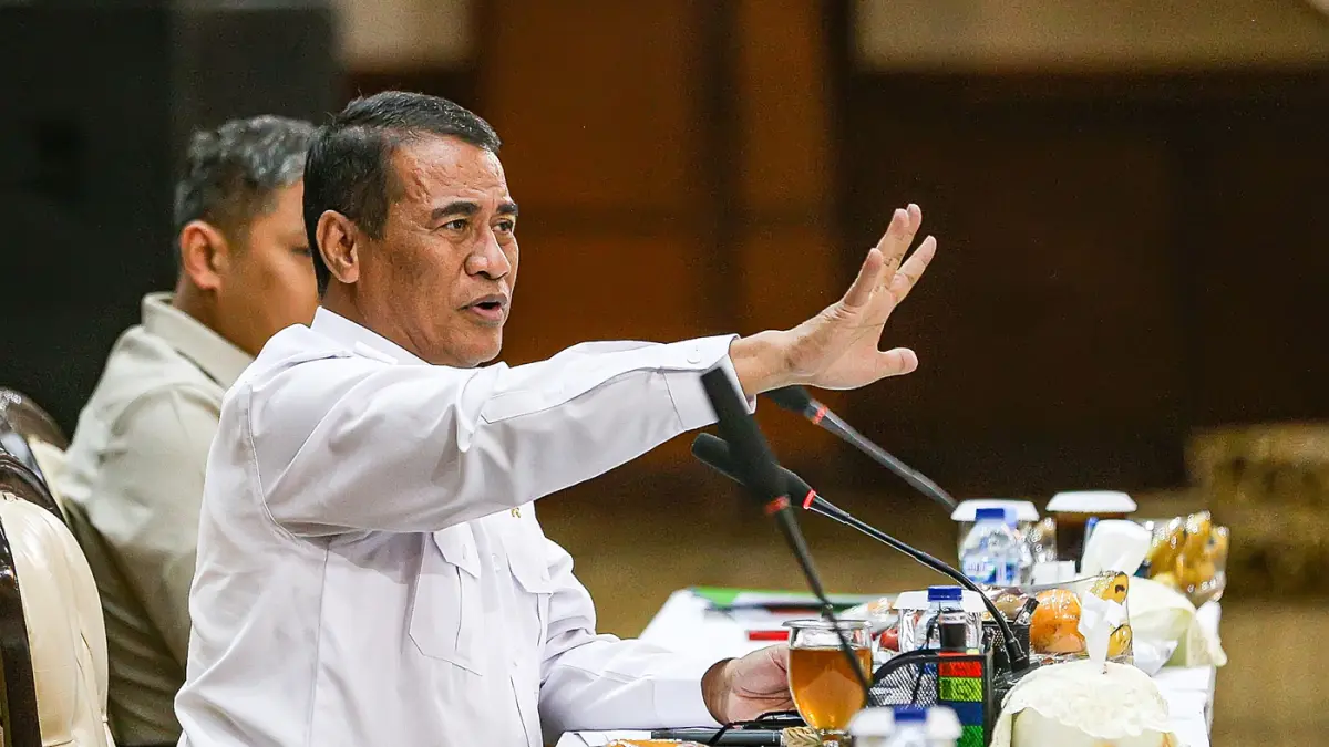 Menteri Pertanian (Mentan) Andi Amran Sulaiman pada Rapat Koordinasi Perkembangan dan Upaya Stabilisasi Harga TBS di Jakarta, Senin (8/6/2026). (Salman Toyibi/Jawa Pos)