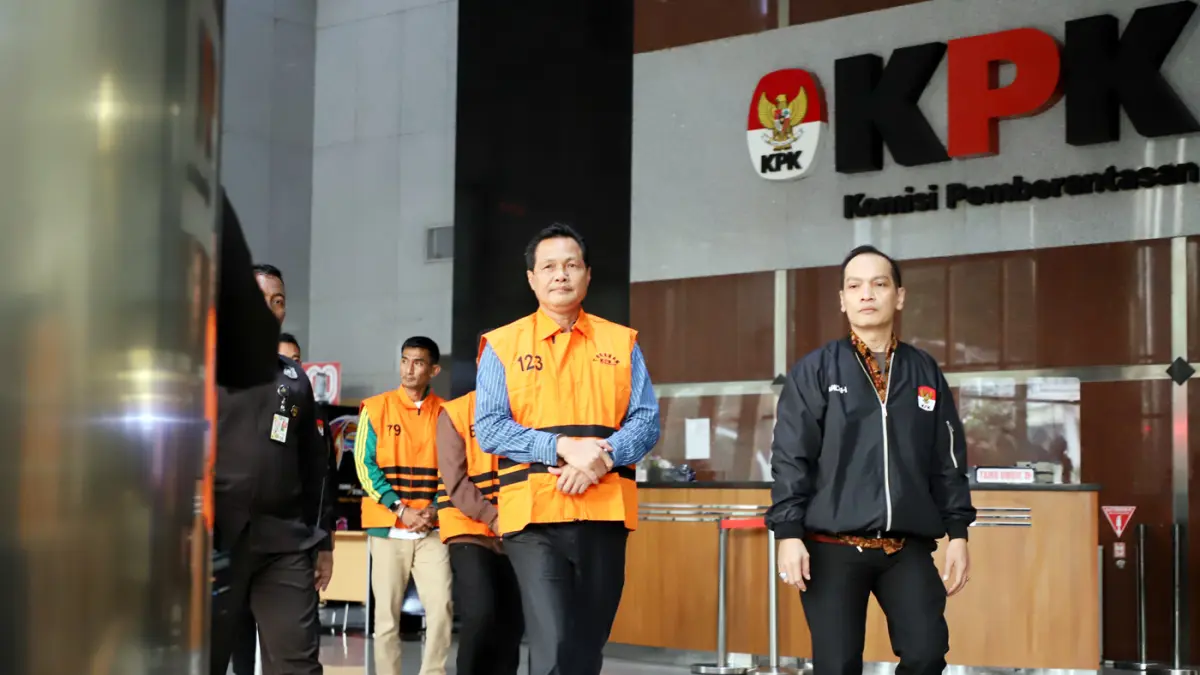 KPK Resmi Menahan Bupati Muara Enim Edison - Image