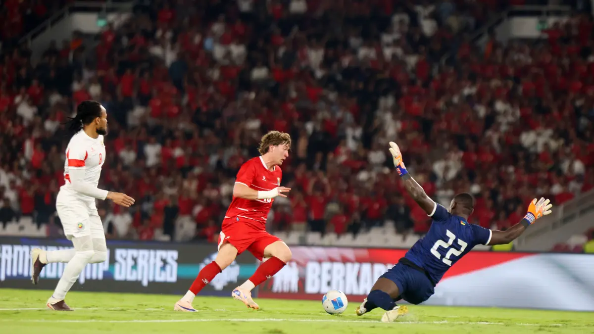 Potret Pertandingan Timnas Indonesia kalahkan Mozambik 1-0 - Image