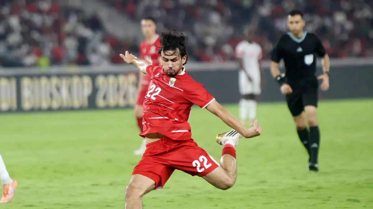 Nathan Tjoe A On saat melawan Mozambik dalam laga FIFA Matchday di Stadion Utama Gelora Bung Karno (SUGBK), Senayan, Jakarta, Selasa (9/6/2026). (Dery Ridwansah/ JawaPos.com)