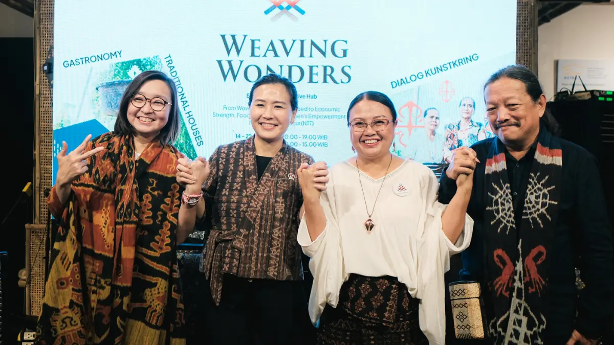 Pameran 'Weaving Wonders' Memperkenalkan Tenun NTT jadi Kekuatan Ekonomi Kreatif - Image
