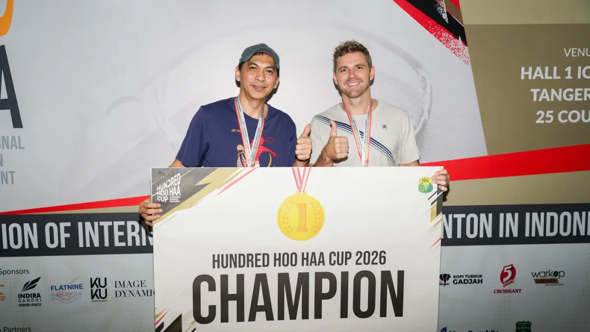 Pemenang kategori Combined Age Ganda Putra 90_ Brice Leverdez (Prancis) dan Flandy Limpele (Indonesia)
