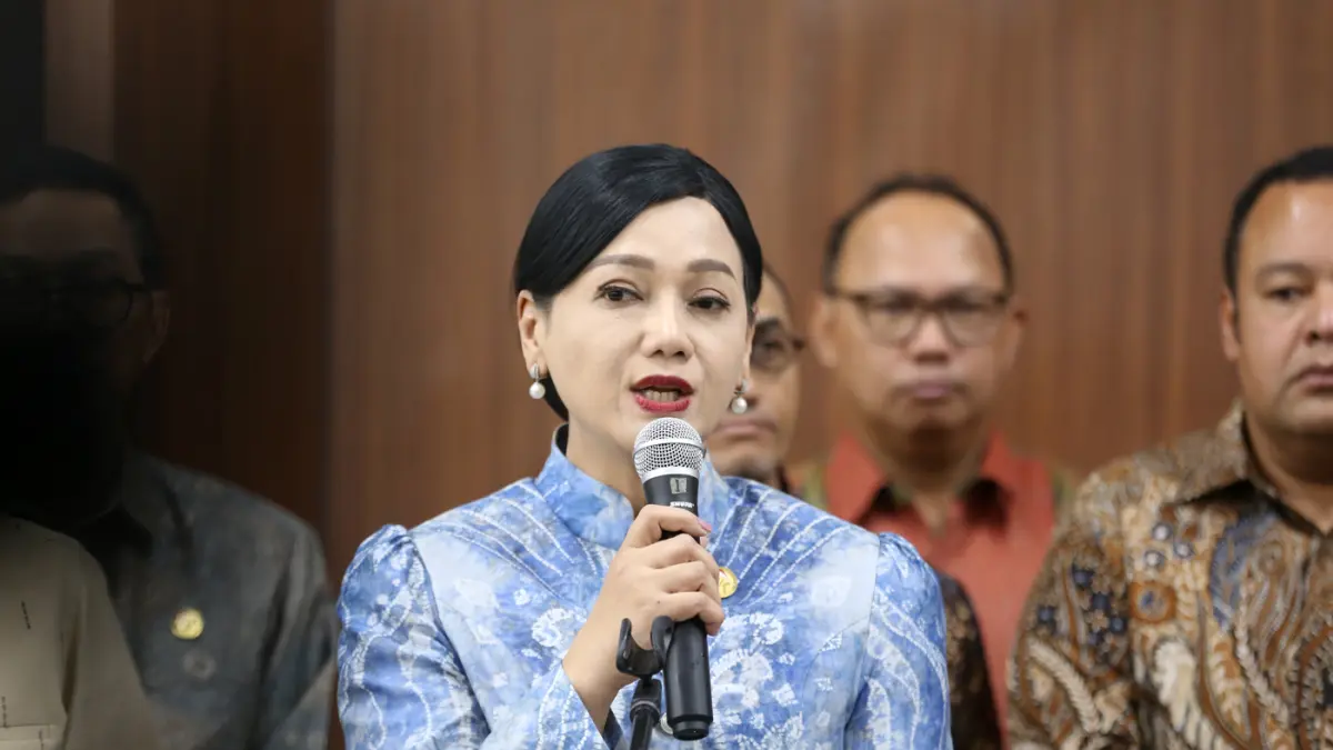 Ketua Dewan Komisioner Otoritas Jasa Keuangan (DK OJK) Friderica Widyasari Dewi. (Dery Ridwansah/ JawaPos.com)