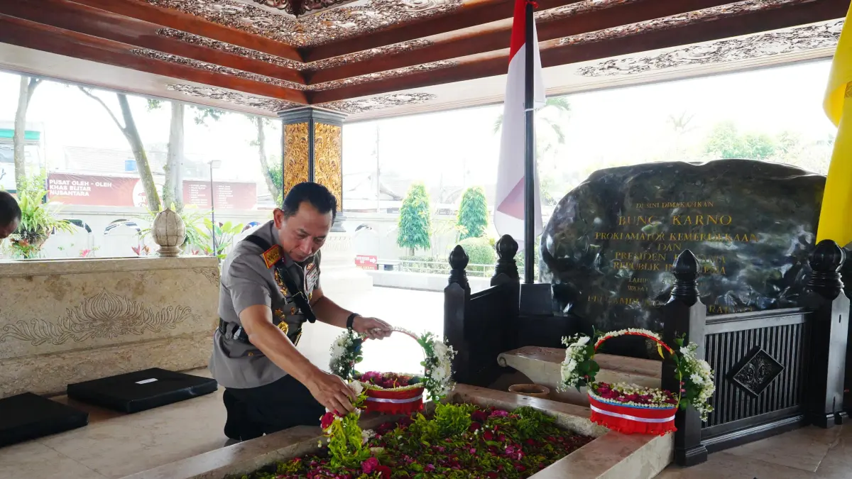 Kapolri Kenang Warisan Bung Karno, Tegaskan Semangat Pemimpin Bangsa Harus Terus Dijaga - Image