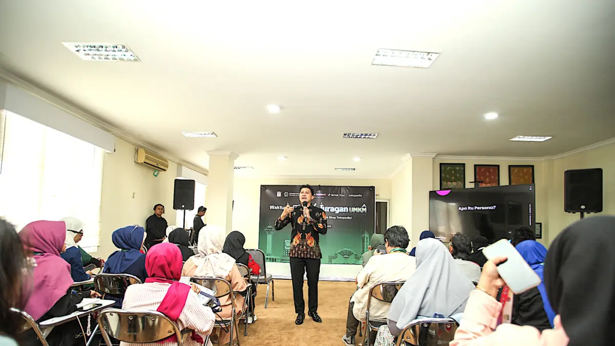 Surya Sastriando, Education, Tokopedia and TikTok Shop Indonesia.