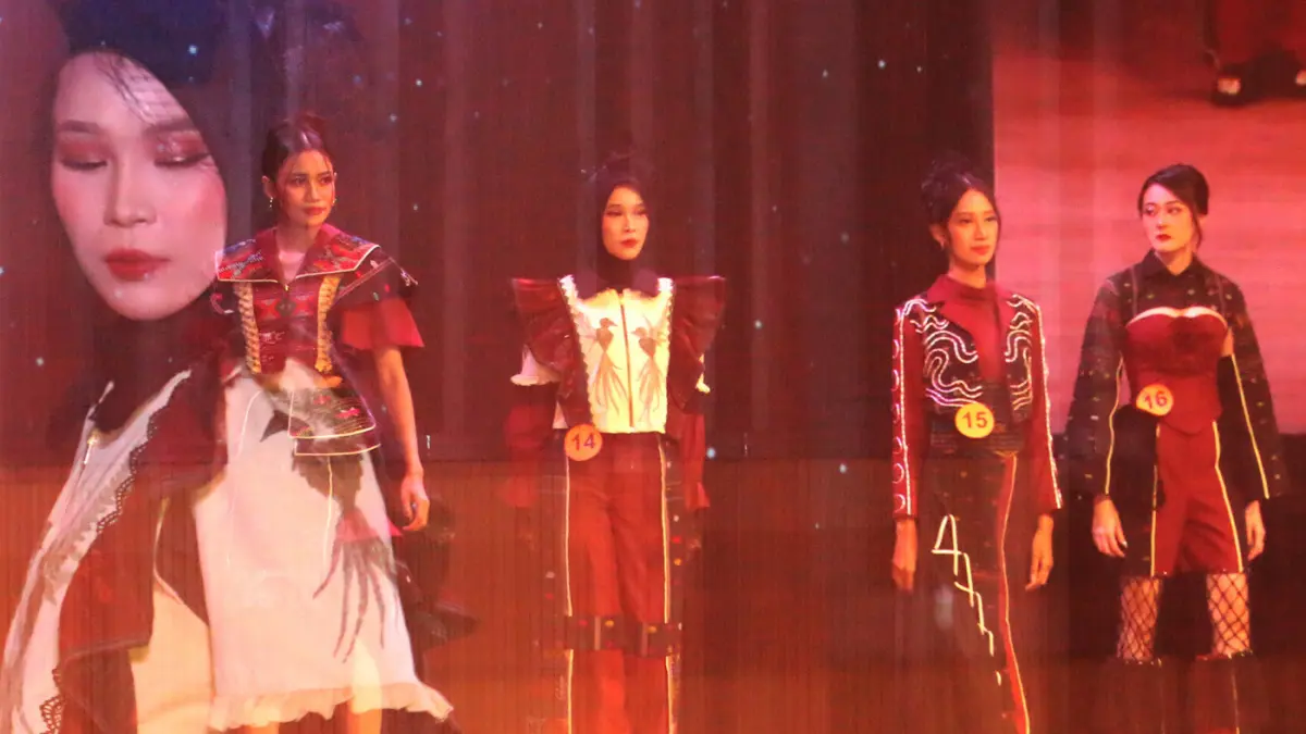 Karya Busana Inovasi Seni Budaya Mahasiswa - Image