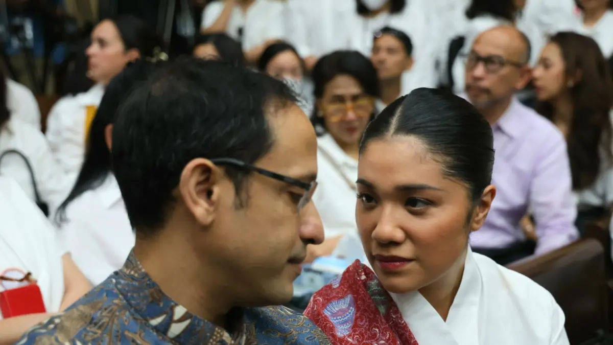 Eks Menteri Pendidikan, Kebudayaan, Riset, dan Teknologi, Nadiem Anwar Makarim mendapat dukungan dari keluarga dan krabat jelang sidang putusan terdakwa kasus dugaan korupsi pengadaan Chromebook dan Chrome Device Management (CDM) dalam program digitalisas