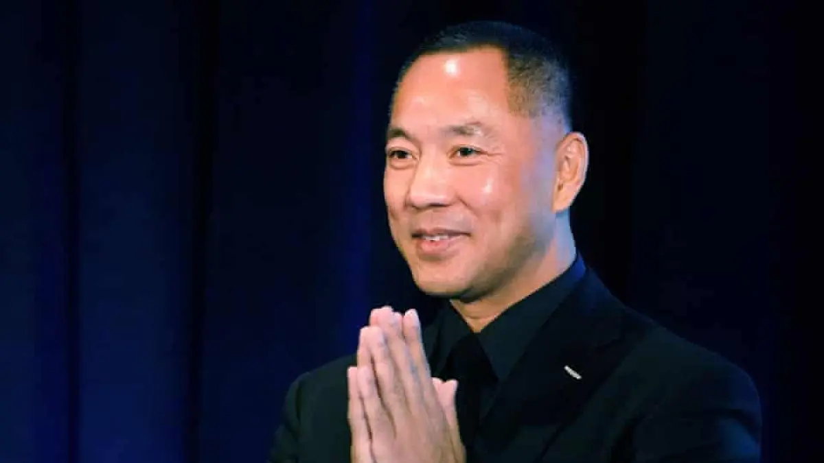 Taipan Tiongkok Guo Wengui../(The Guardian)Artikel ini membahas kasus hukum yang menjerat taipan Tiongkok dalam pengasingan, Guo Wengui, yang dijatuhi hukuman 30 tahun penjara oleh pengadilan federal Amerika Serikat - Image